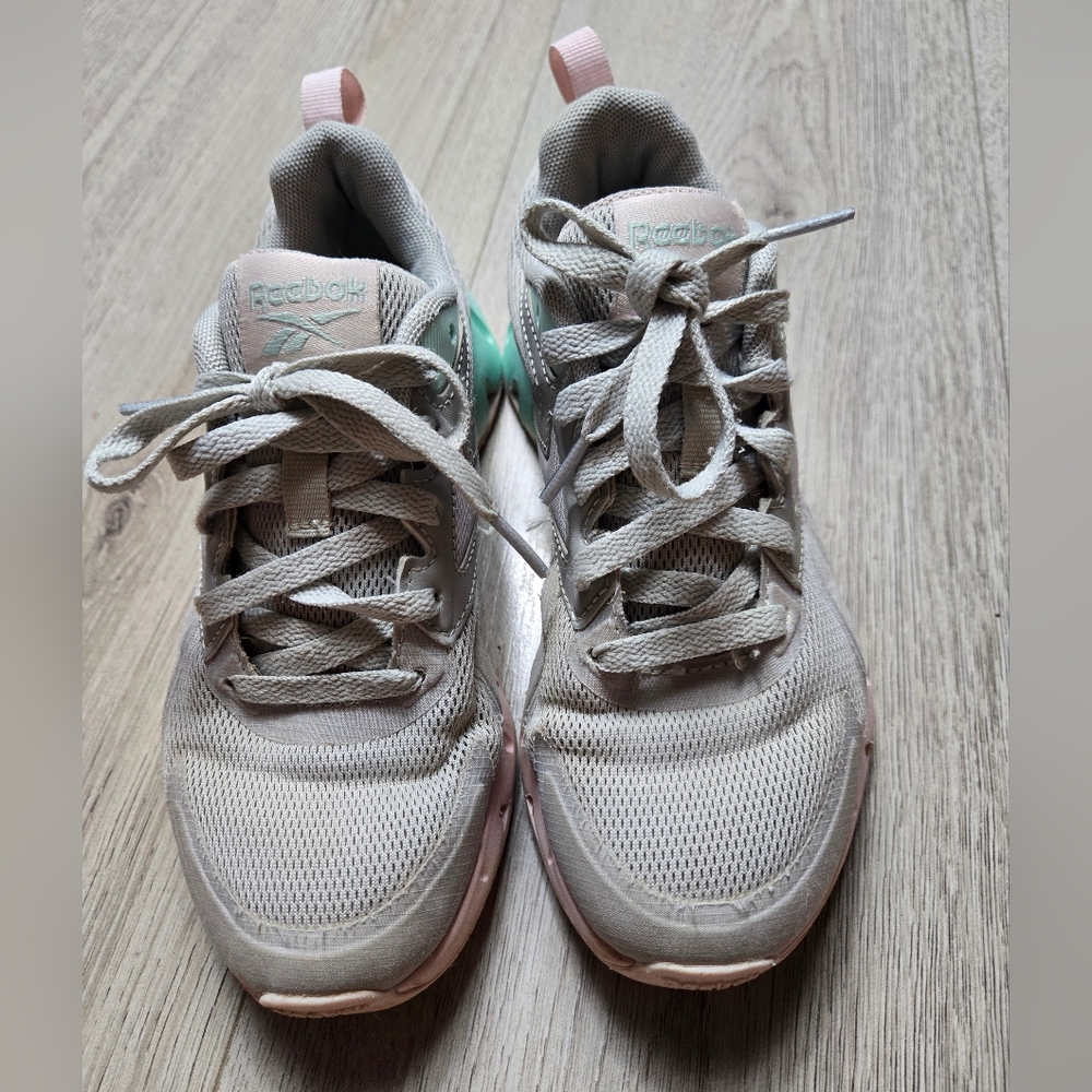 Reebok Kids Zig Dynamic Pastel Tennis Shoes Size 2 Girls - Picture 2 of 7